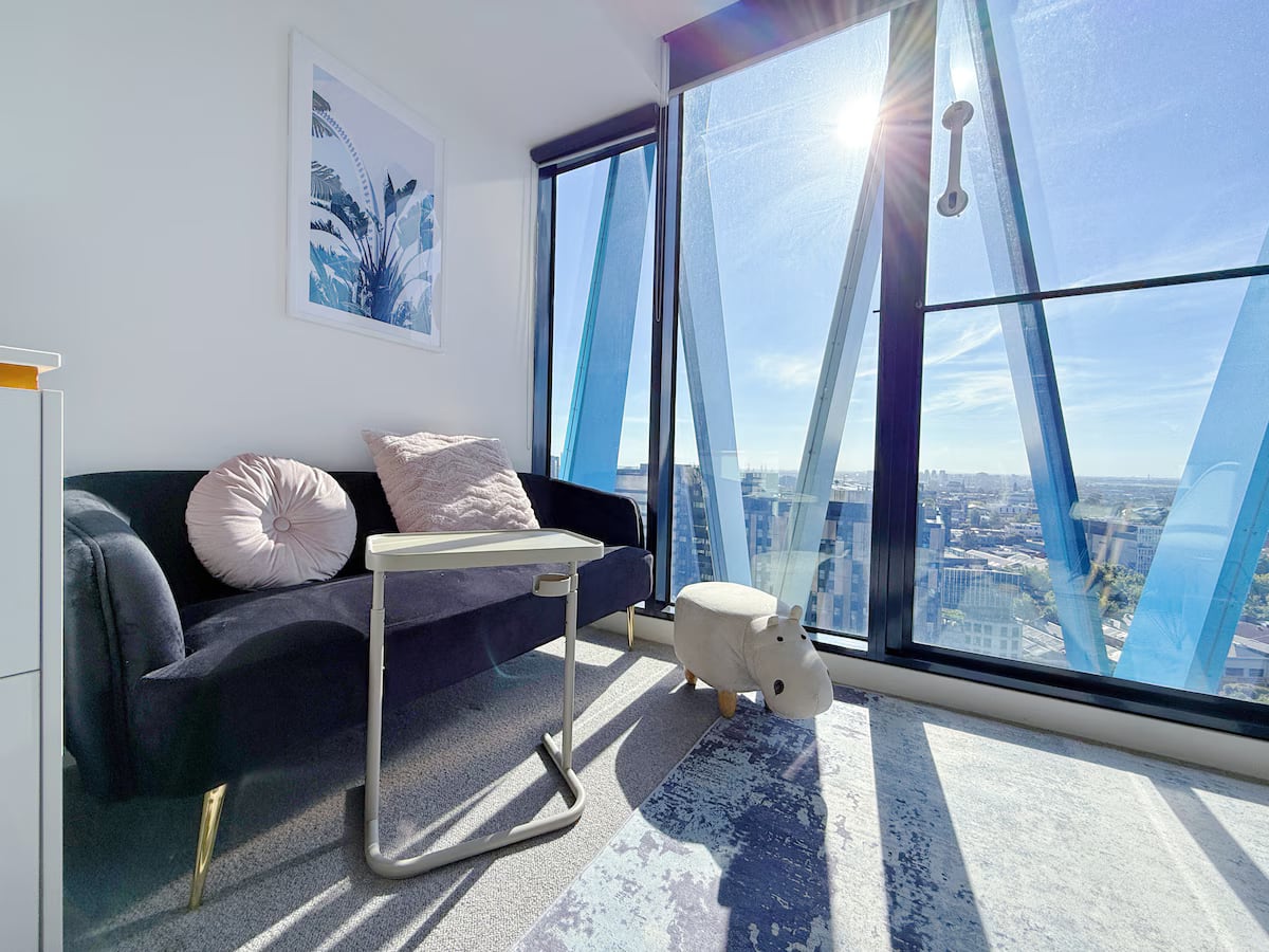 Amaze CBD view: Carlton H-Lv conv 1B perf LongStay in Carlton
