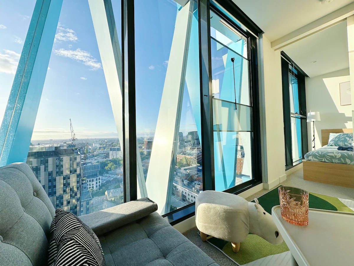 Amaze CBD view: Carlton H-Lv conv 1B perf LongStay — photo 5 of 47