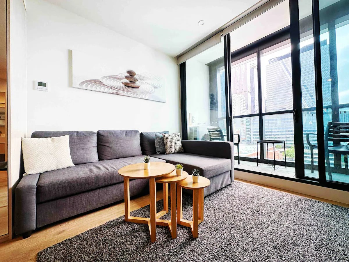 Cozy CBD 1B w CarPark@SouthernCross perf4 LongStay in West Melbourne