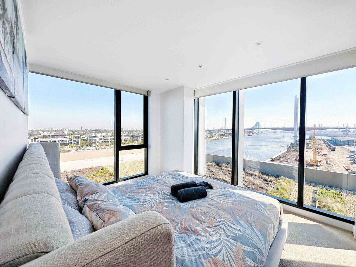 Amazing view bright 3B2B@Docklands perf 4 LongStay — photo 4 of 45