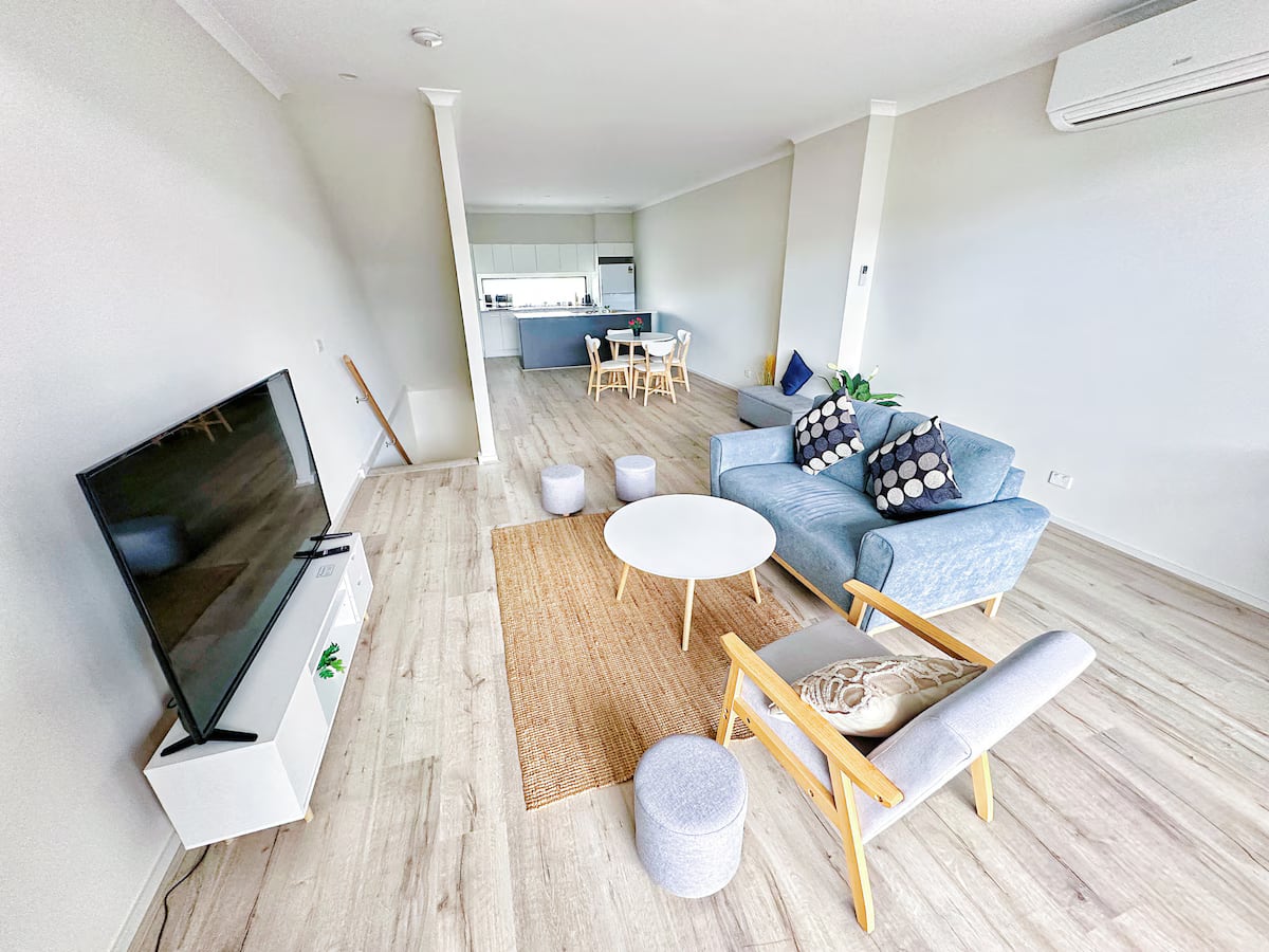 2B Townhouse Close Airport&highway perf4 Long-stay in Broadmeadows