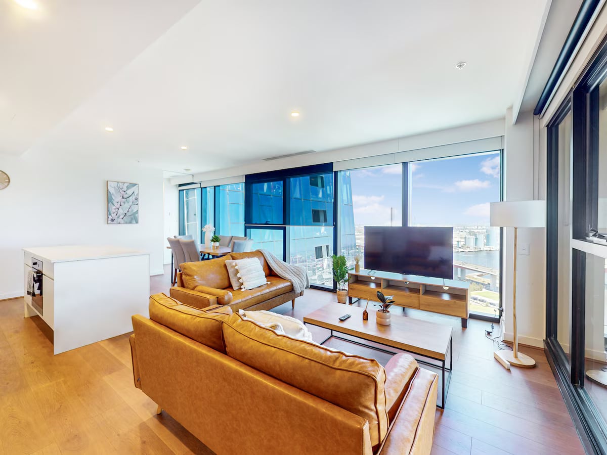 AmazeView H-level 3B3B w FreePark Perf 4 LongStay in Docklands