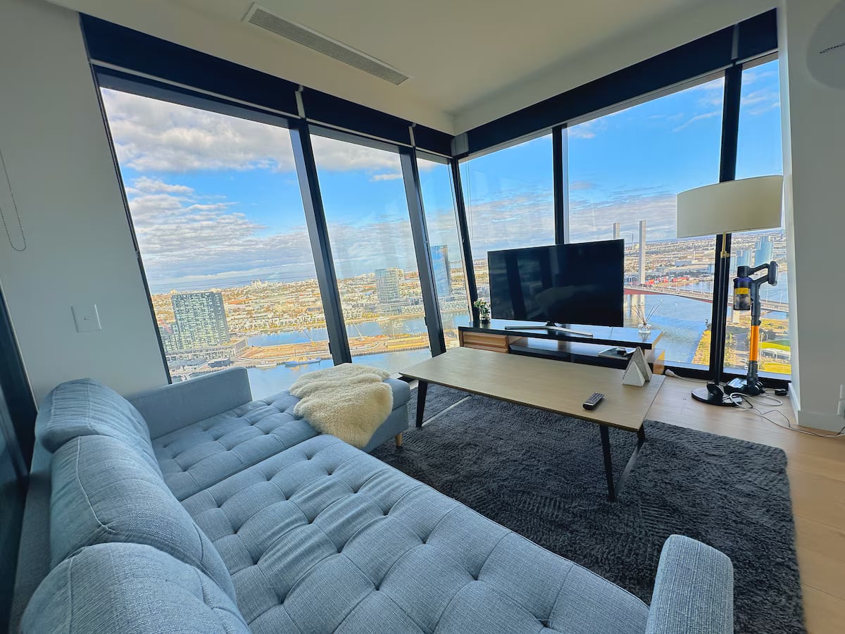 AmazingView3B3B H-level Apt wFreePark@FreeTramZone in Docklands