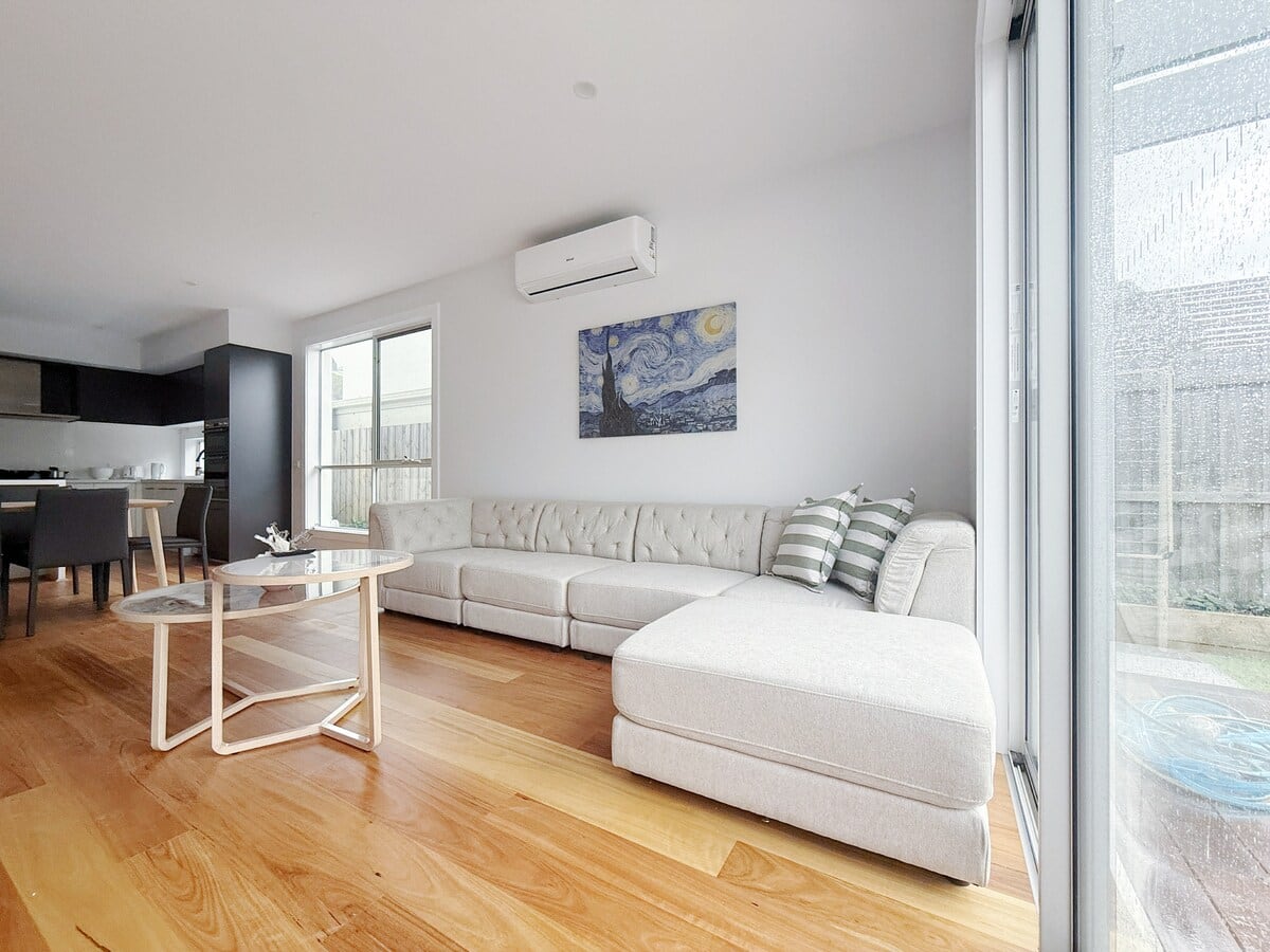 4B Townhouse Close Beach&Shop perf4 Holiday — photo 5 of 64