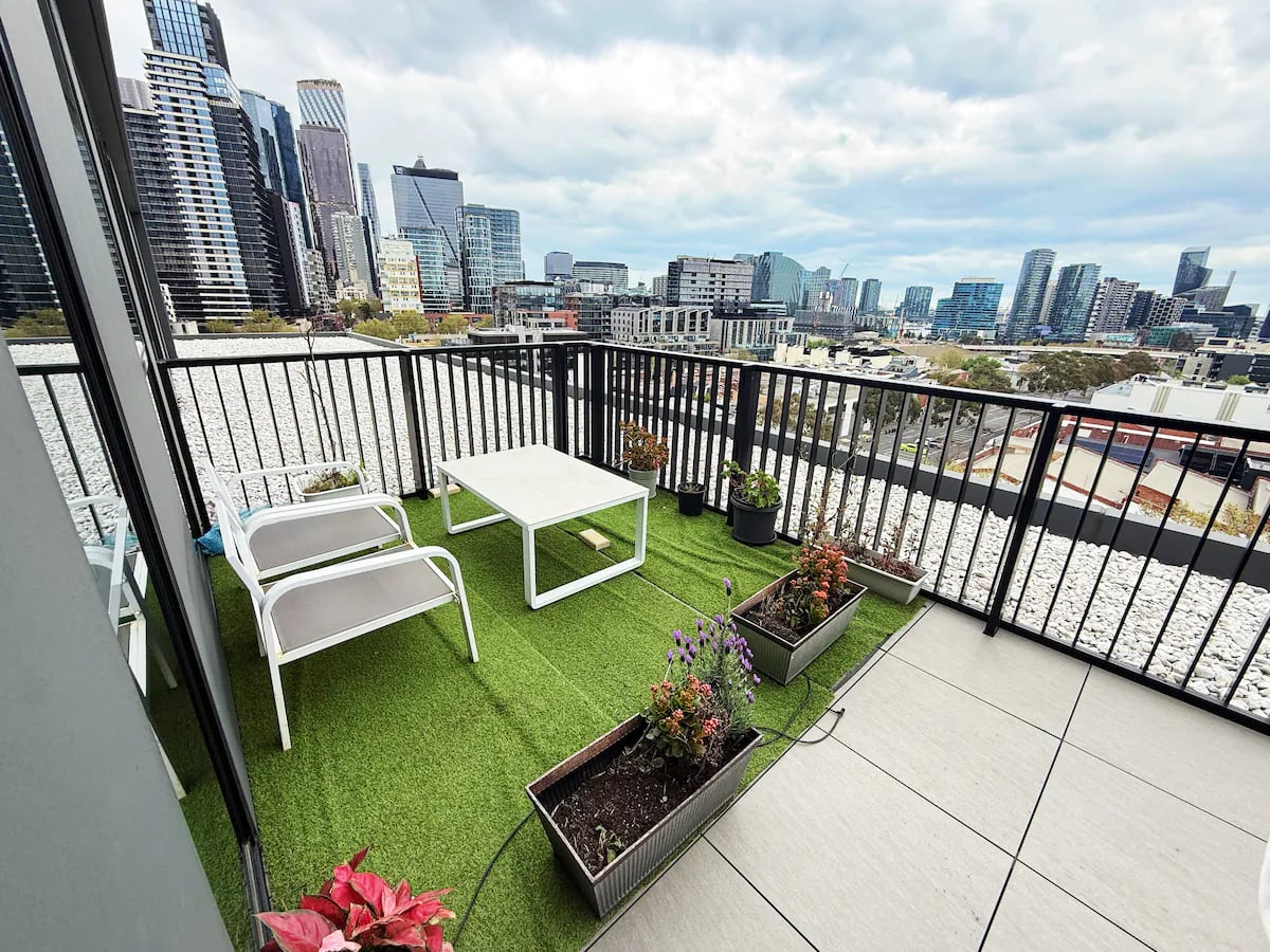 AmazeView1B Penthouse &FreeParking Perf 4 LongStay in West Melbourne