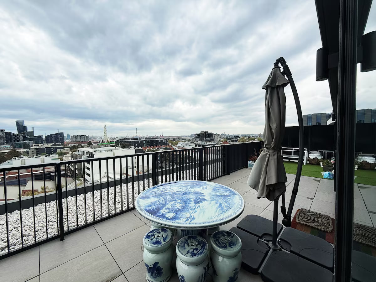 AmazeView1B Penthouse &FreeParking Perf 4 LongStay — photo 4 of 26