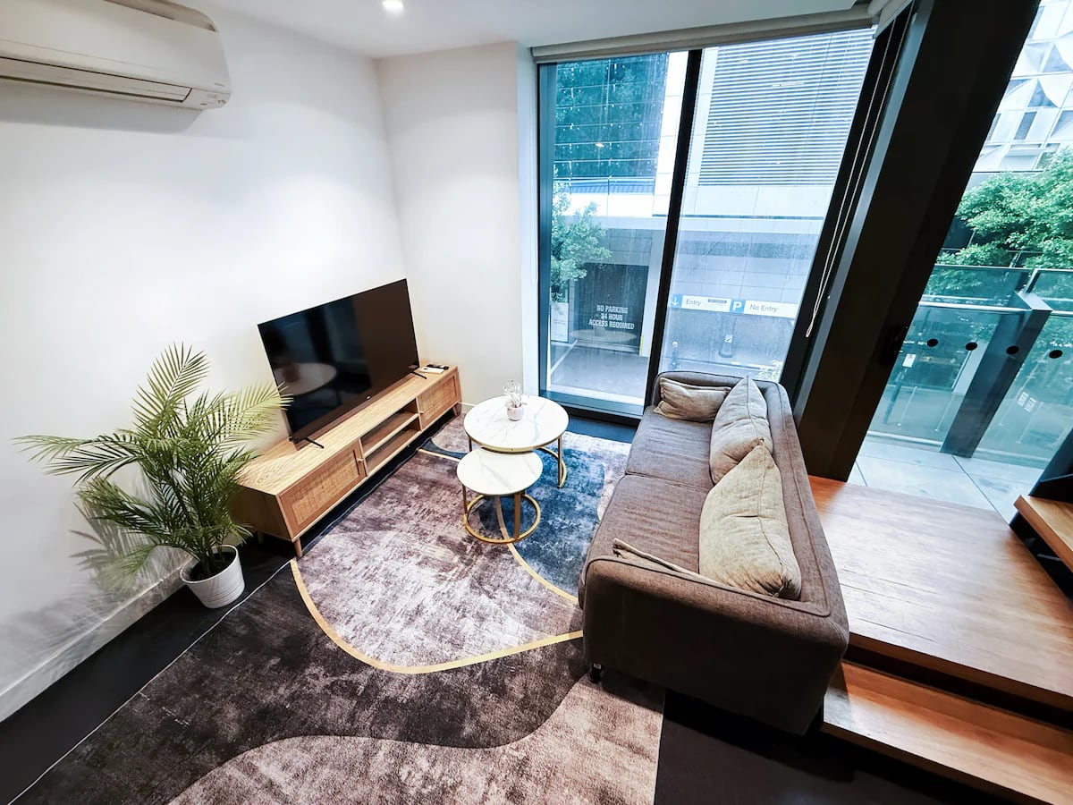 Cozy 2B1B 2 Levels Loft Style with Free Car Park — photo 3 of 35